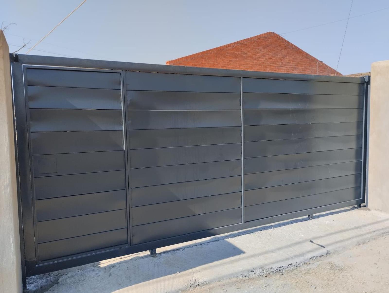 Stylish Self Catering Unit In Maseru Cbd Exterior photo